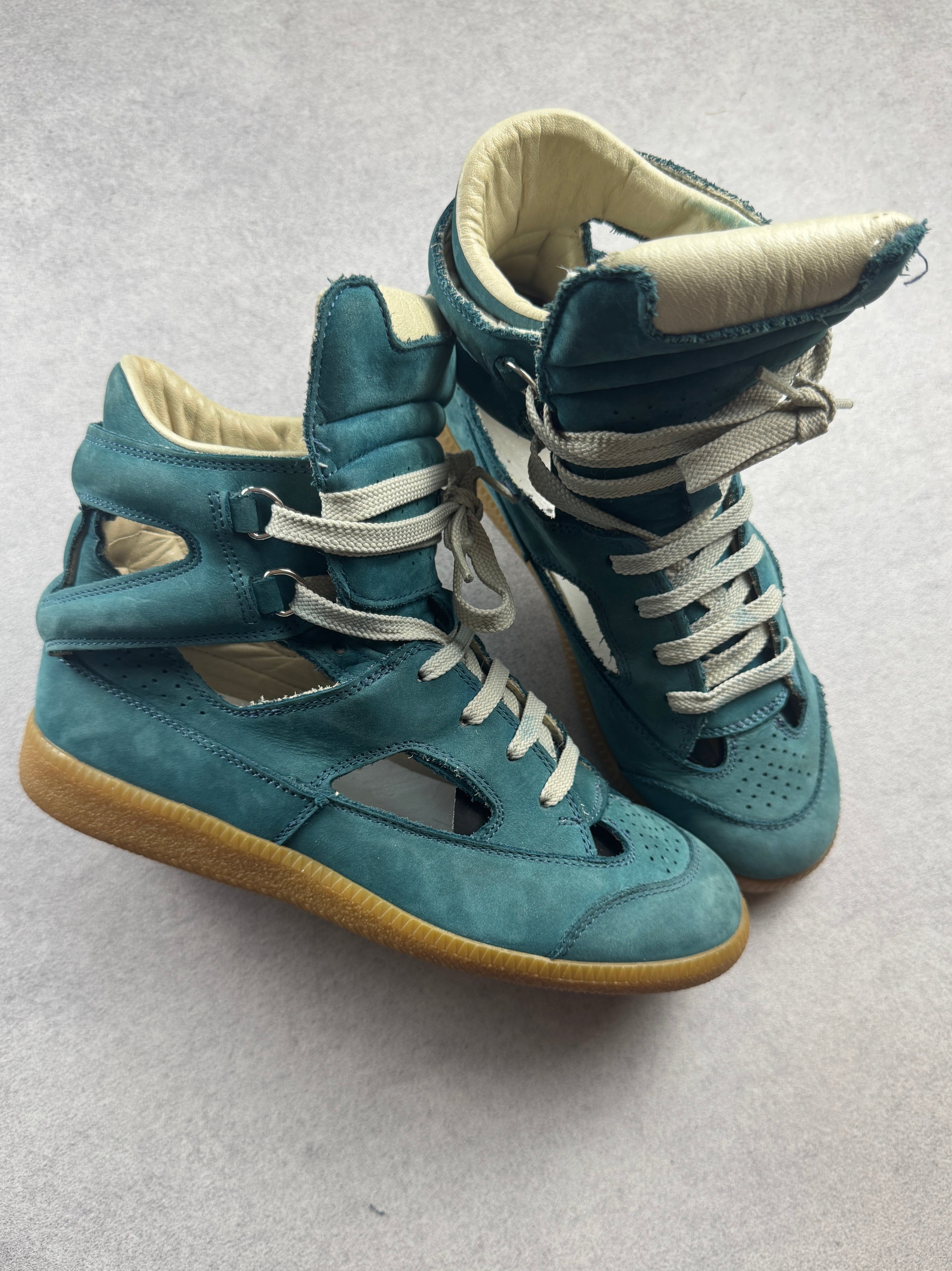 Vintage Maison Margiela Cutout High-Top 2009 bleu 37/7 Maison Margiela