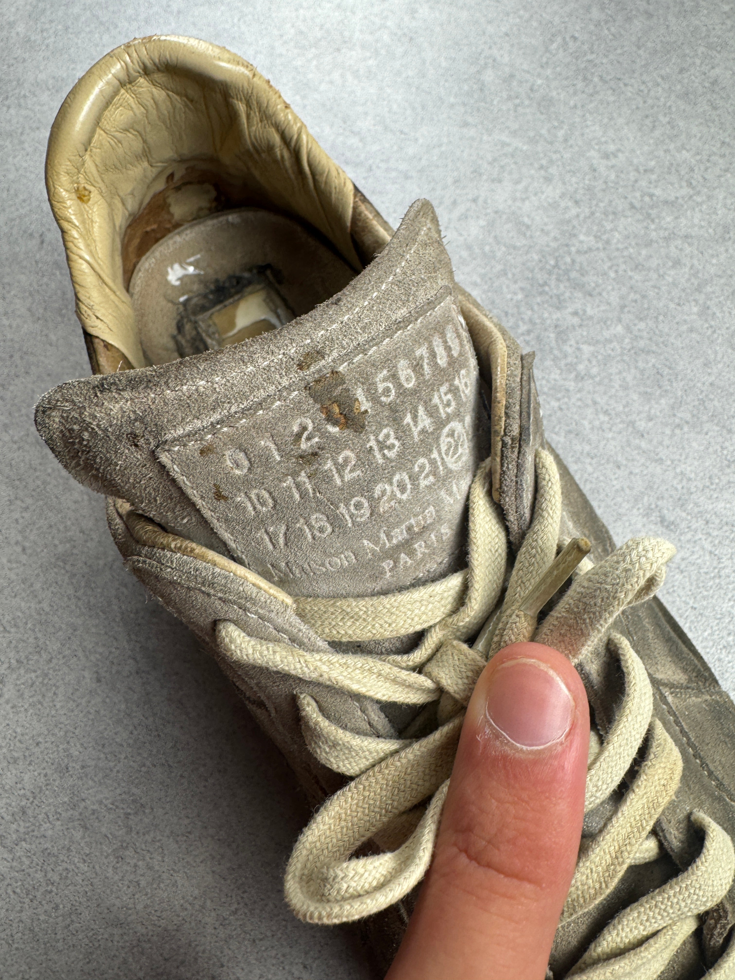Vintage Maison Margiela Replica x Le Bon Marché Rive Gauche 2012 taupe 42/9 Maison Margiela
