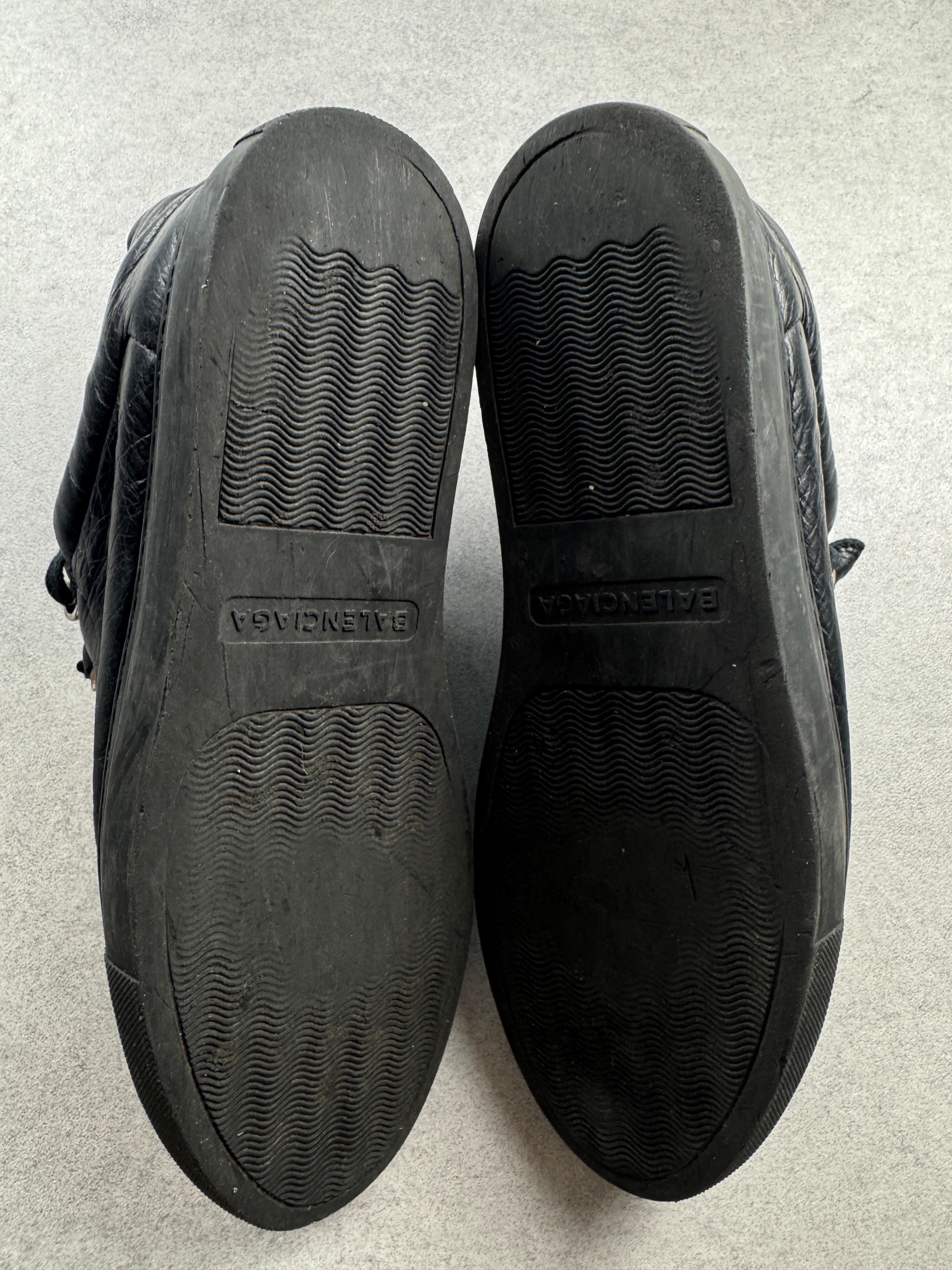Balenciaga Arena noire 42/9 Balenciaga