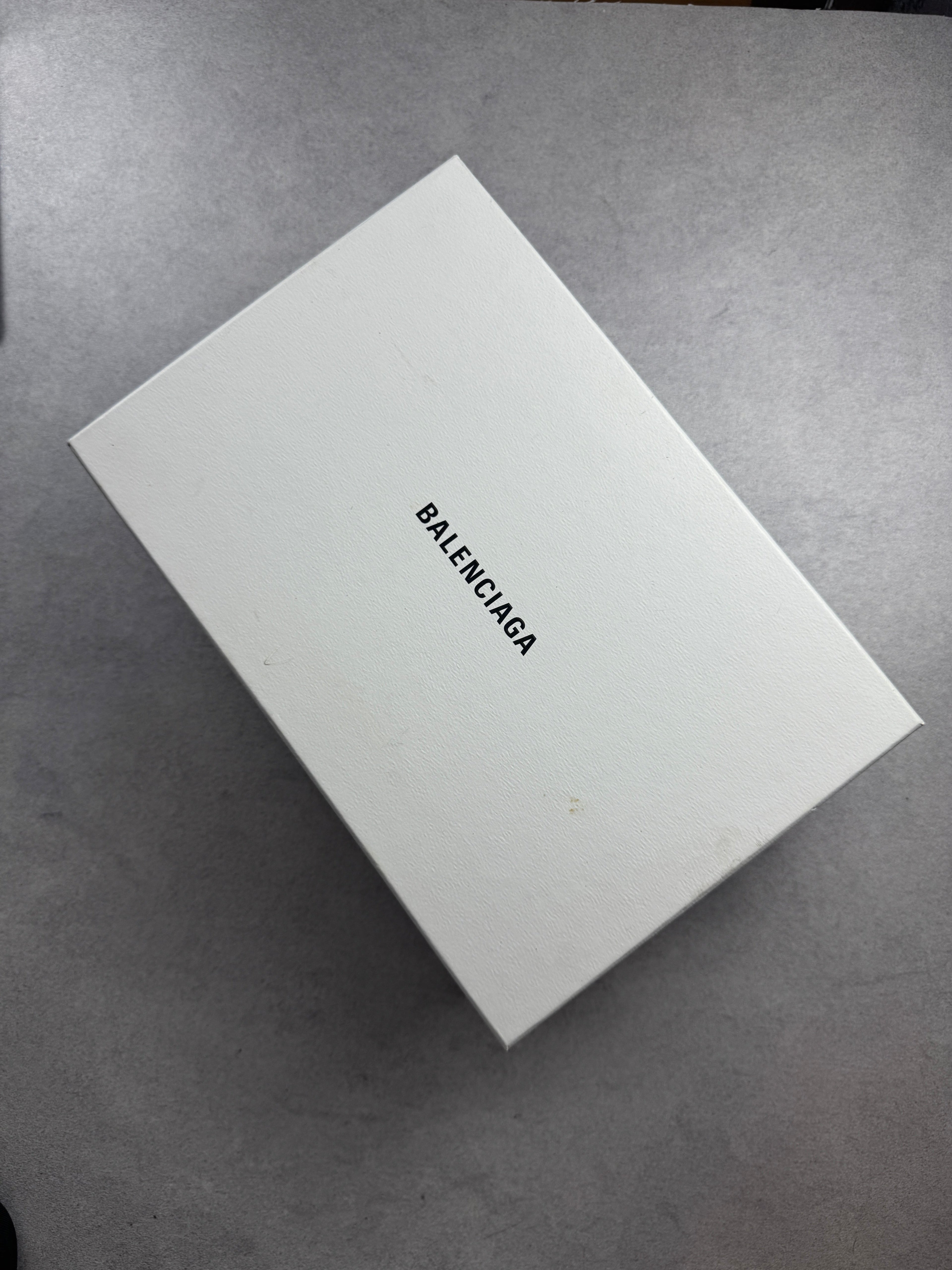 Balenciaga Arena noire 42/9 Balenciaga