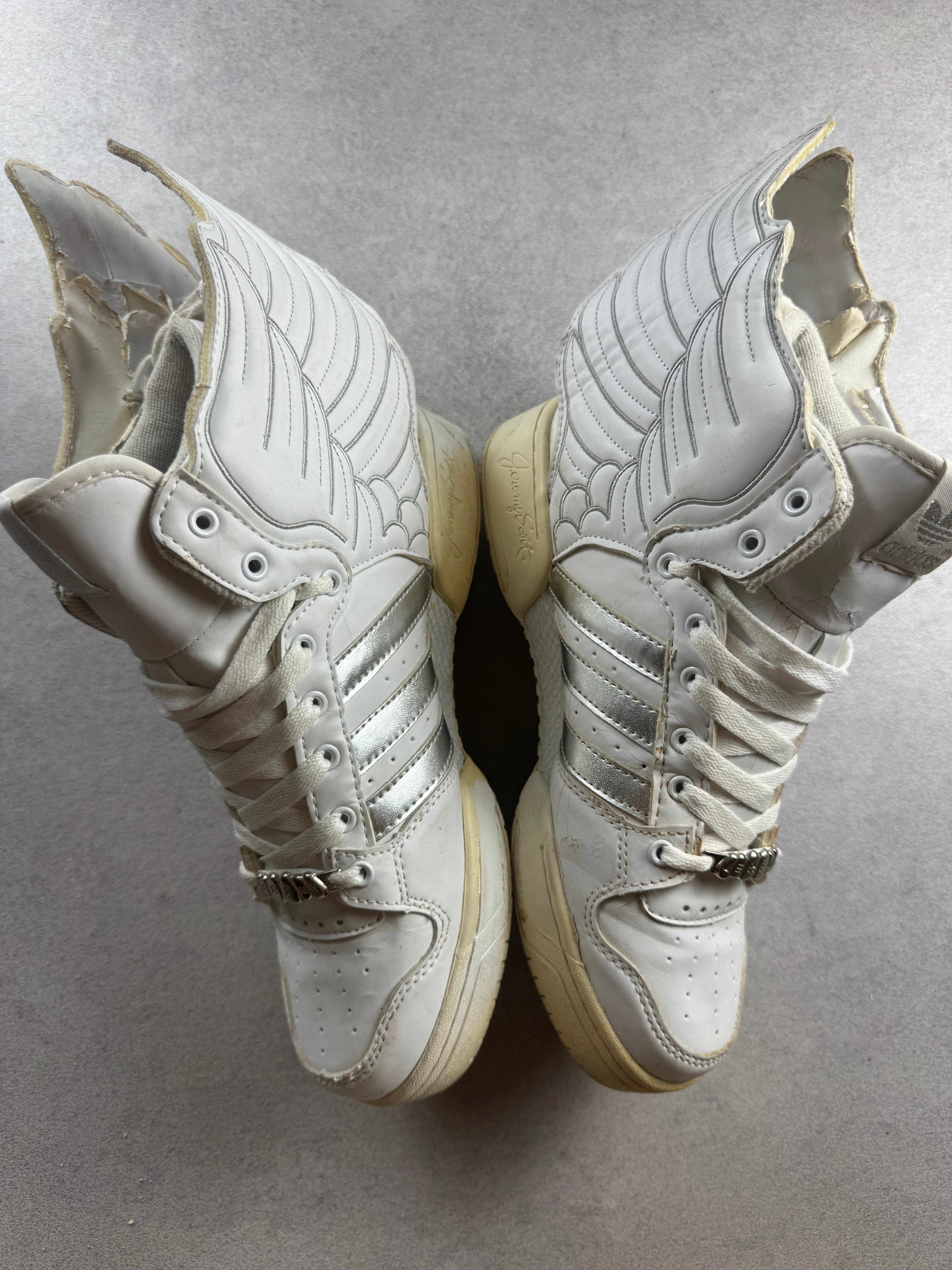Adidas X Jeremy Scott Wings Blanc et Argenté 41/8 Adidas X Jeremy Scott