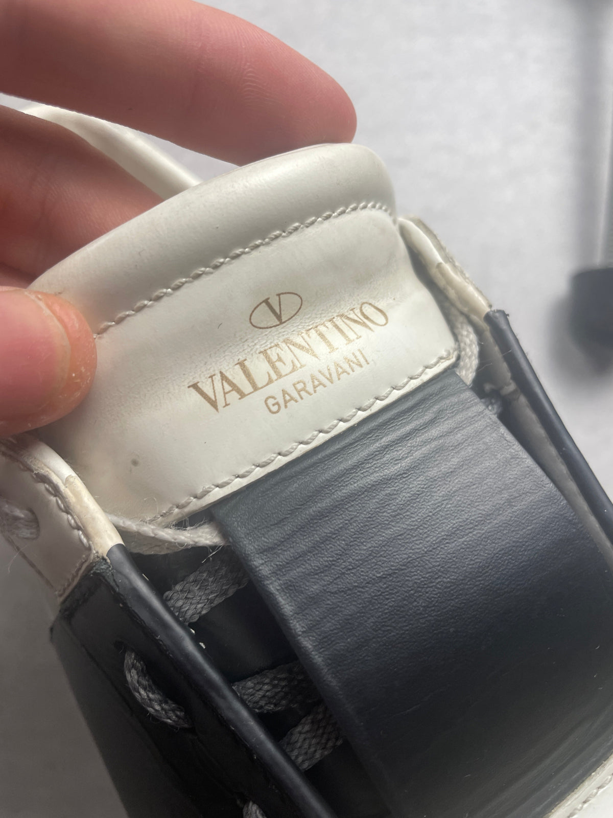 Valentino Garavani Rocksud blanche et noire 41/9 Valentino Garavani